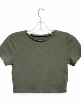 Wild Fable Women's Olive Green Cropped T-Shirt Size Medium Crew Neck Short